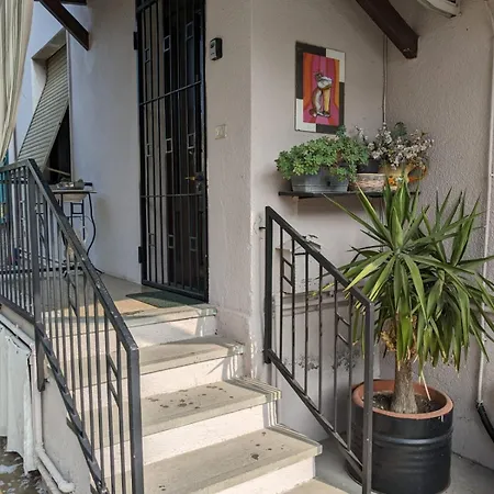 Apartman L'ermellino Ubriaco Casa